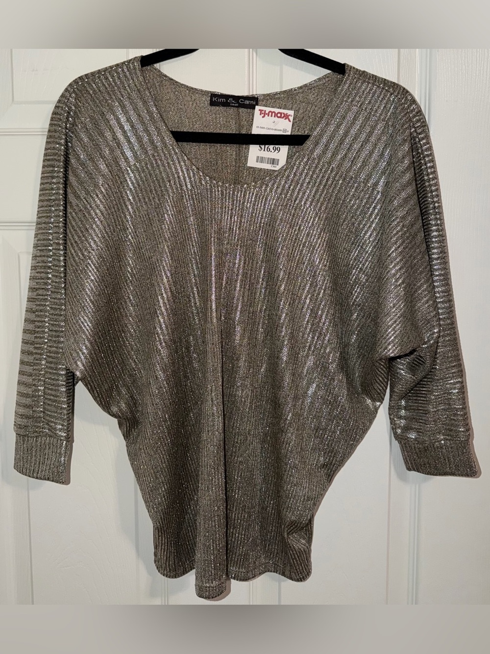 Kim & Cami Shimmery Silver Ribbed Dolman Top